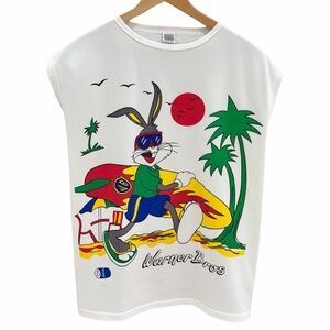 Looney Tunes Vintage RARE Bugs Bunny OSFA beach/sleeper T-shirt Hong Kong 90’s